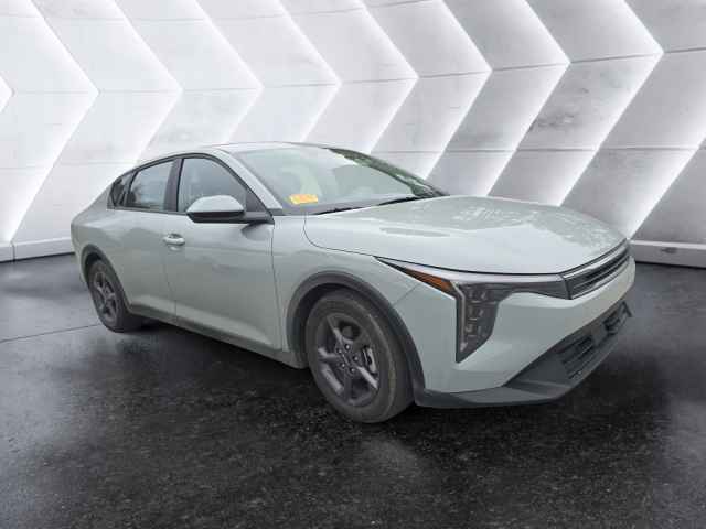 2023 Kia Forte LXS IVT, T565401, Photo 1